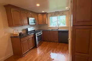 35 Lindbergh Ln, New City, NY 10956 - Photo 22