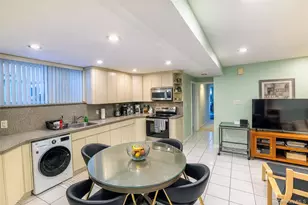 42-19 195th St, Flushing, NY 11358 - Photo 20