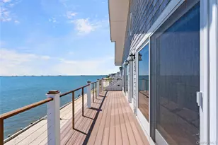 21 Shinnecock Rd, East Quogue, NY 11942 - Photo 16
