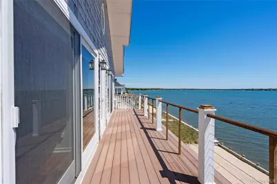 21 Shinnecock Road, East Quogue, NY 11942 - Photo 16