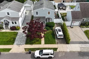 3038 Lowell Ave, Wantagh, NY 11793 - Photo 24