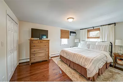 3038 Lowell Avenue, Wantagh, NY 11793 - Photo 16
