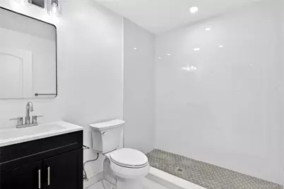 37 Corchaug Avenue #B, Port Washington, NY 11050 - Photo 16