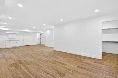 37 Corchaug Avenue #B, Port Washington, NY 11050 - Photo 28