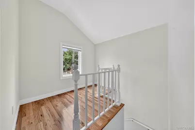 15 Grand Place, Huntington Station, NY 11746 - Photo 22