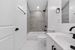 15 Grand Pl, Huntington Station, NY 11746 - Photo 26