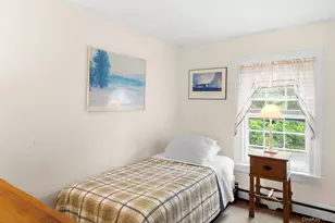 718 Montauk Hwy, East Quogue, NY 11942 - Photo 18