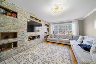 62 Sunburst Dr, Rocky Point, NY 11778 - Photo 14