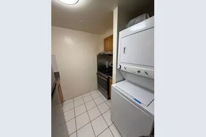 13537 37th Avenue #3C, Flushing, NY 11354 - Photo 4