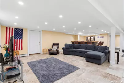 35 Woodvale Drive, Syosset, NY 11791 - Photo 20