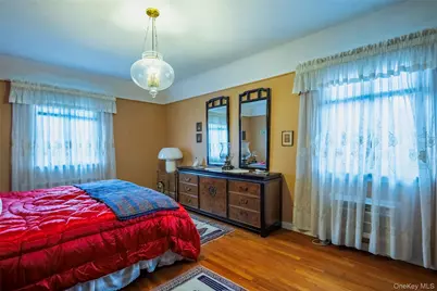 141-27 Coolidge Avenue, Briarwood, NY 11435 - Photo 18