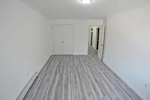 40-24 Aske St, Elmhurst, NY 11373 - Photo 8