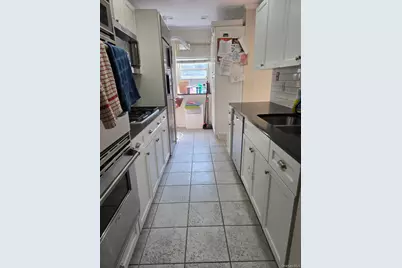 463 Summit Avenue #1- I, Cedarhurst, NY 11516 - Photo 4