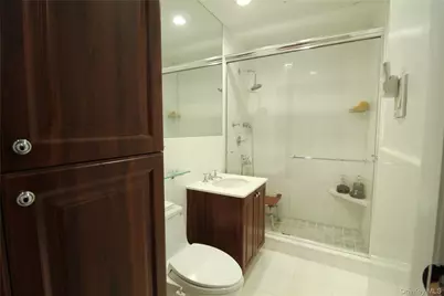 463 Summit Avenue #1- I, Cedarhurst, NY 11516 - Photo 8