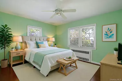 32 Croyden, New Hyde Park, NY 11040 - Photo 14
