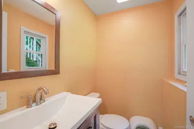 17 Regent Drive, Hopewell Junction, NY 12533 - Photo 16