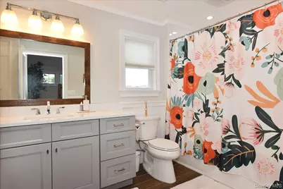 28 Red Oak Place, Massapequa, NY 11758 - Photo 30