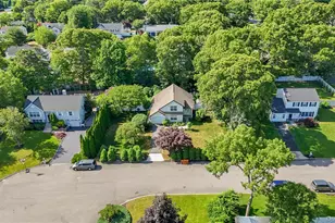 4 Blair Ct, Coram, NY 11727 - Photo 24