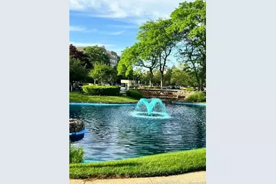2 Bay Club Drive #15R, Bayside, NY 11360 - Photo 6