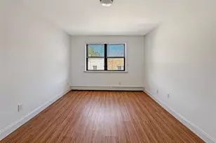 281 W 234th St, Bronx, NY 10463 - Photo 14