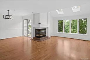 8 Oakcrest Ln, Hastings on Hudson, NY 10706 - Photo 8