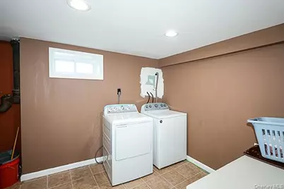 530 Coolidge Avenue, Rockville Centre, NY 11570 - Photo 20