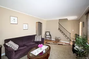 530 Coolidge Ave, Rockville Centre, NY 11570 - Photo 4