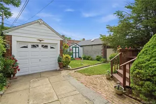 60-33 69th Ln, Maspeth, NY 11378 - Photo 18