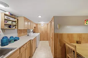 60-33 69th Ln, Maspeth, NY 11378 - Photo 10