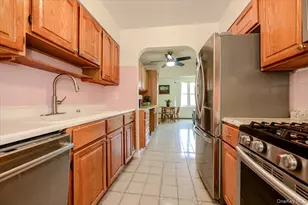 2368 Woodhull Ave, Bronx, NY 10469 - Photo 12