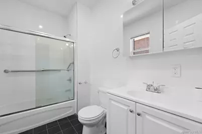 33 Cox Place, Brooklyn, NY 11208 - Photo 8