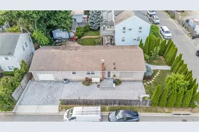 36 Richmond Street, Syosset, NY 11791 - Photo 18