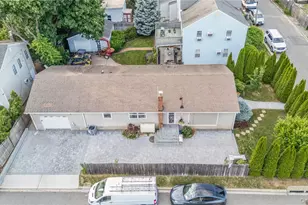 36 Richmond St, Syosset, NY 11791 - Photo 18