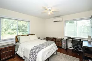 273 Sugar Toms Ln, East Norwich, NY 11732 - Photo 18