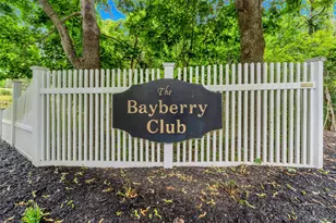 22 Kettle Hole Rd, Manorville, NY 11949 - Photo 2