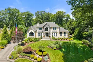 22 Perrin's Peak Rd, Stony Point, NY 10980 - Photo 2