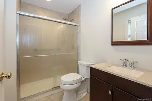 370 Rider Ave, Patchogue, NY 11772 - Photo 22