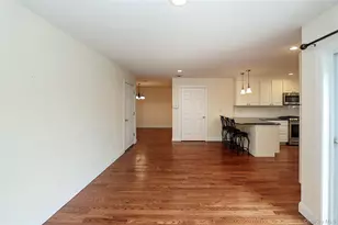 370 Rider Ave, Patchogue, NY 11772 - Photo 20