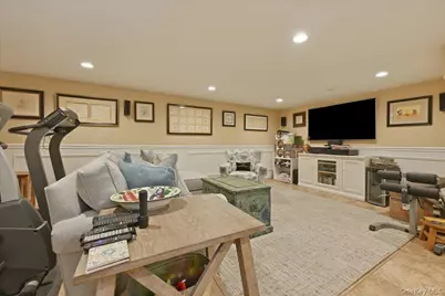 42 McLane Drive, Dix Hills, NY 11746 - Photo 28