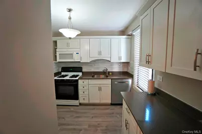 123-40 83rd Ave Avenue #6D, Kew Gardens, NY 11415 - Photo 4