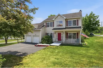2 Gatehouse Place, Walden, NY 12586 - Photo 4