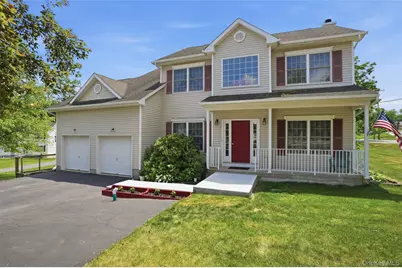 2 Gatehouse Place, Walden, NY 12586 - Photo 1