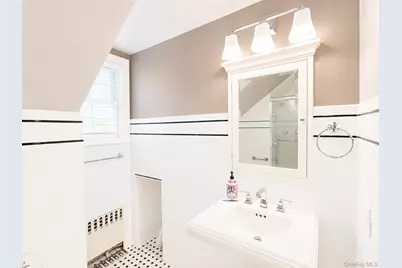 15 Anita Place, Farmingdale, NY 11735 - Photo 20