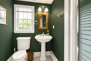 15 Anita Pl, Farmingdale, NY 11735 - Photo 24