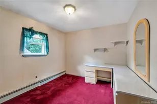 88 Pinewood Dr, Shirley, NY 11967 - Photo 10