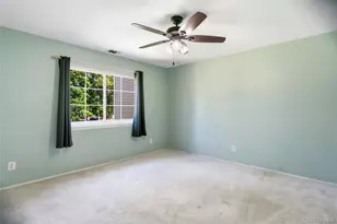 200 Lake Pointe Cir, Middle Island, NY 11953 - Photo 28