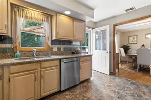 26 Pugsley Pkwy, Cortlandt Manor, NY 10567 - Photo 6
