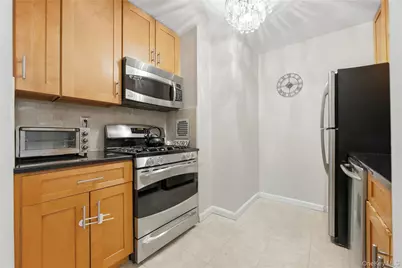 21 Fairview Avenue #426, Tuckahoe, NY 10707 - Photo 10