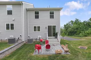4048 Chestnut Rdg Rd, Fishkill, NY 12524 - Photo 46