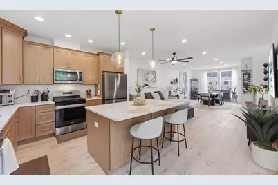 4048 Chestnut Ridge Road, Fishkill, NY 12524 - Photo 20